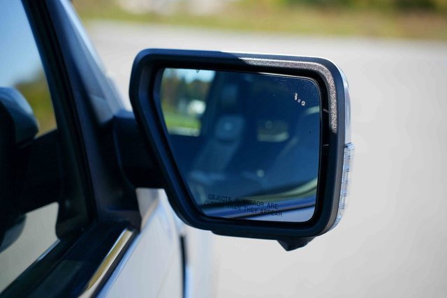 Used 2021 Ford F150 Limited image 14