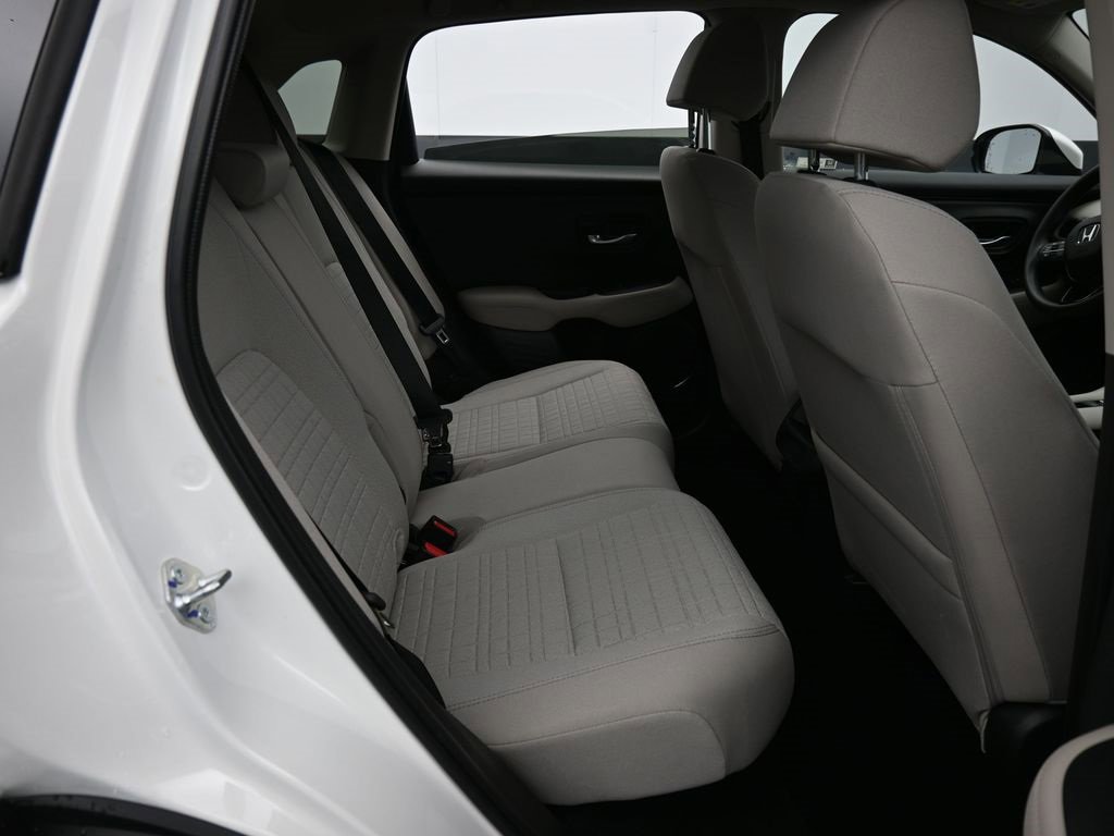 Certified 2026 Honda HR-V LX image 37