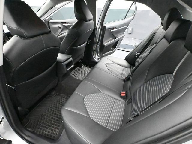 Used 2024 Toyota Camry SE image 34
