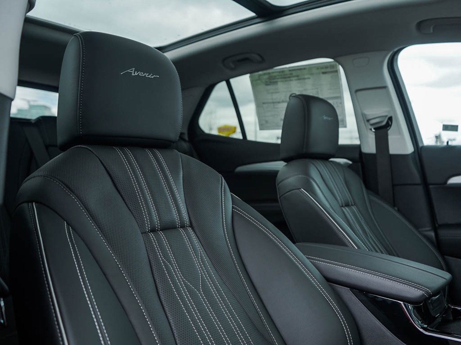 New 2025 Buick Envision Avenir image 12