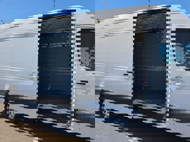 Used 2022 Mercedes-Benz Sprinter 2500 image 13