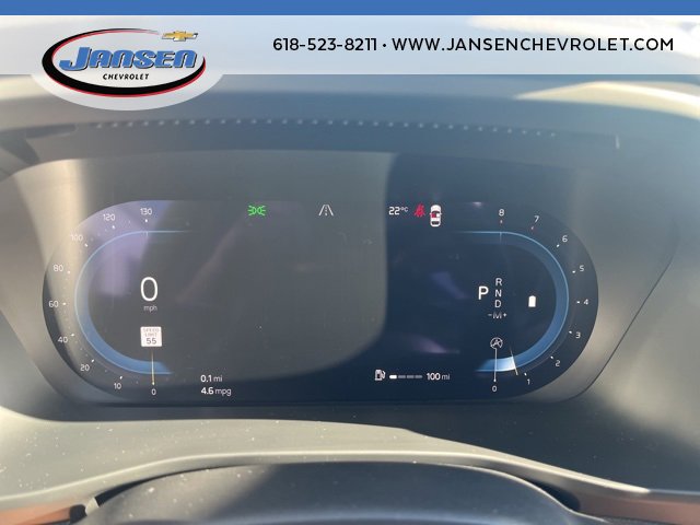 Used 2025 Volvo XC40 B5 Plus image 22