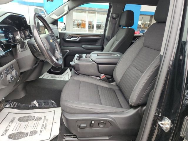 Used 2022 Chevrolet Silverado 1500 LT w/ Z71 Off-Road Package AWD/4WD image 10