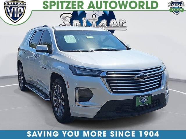 Used 2022 Chevrolet Traverse Premier FWD image 1