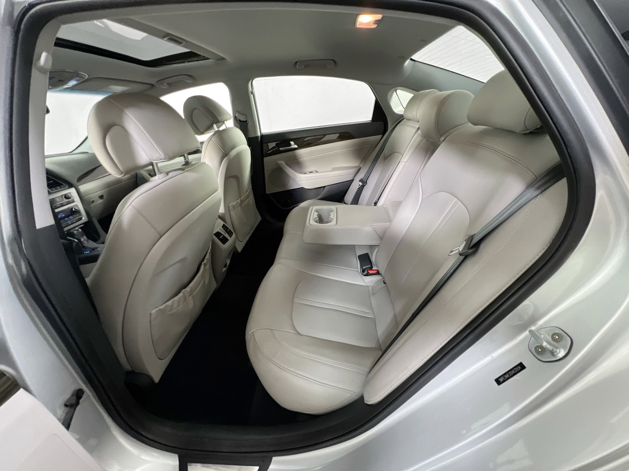 Used 2016 Hyundai Sonata Limited FWD image 24