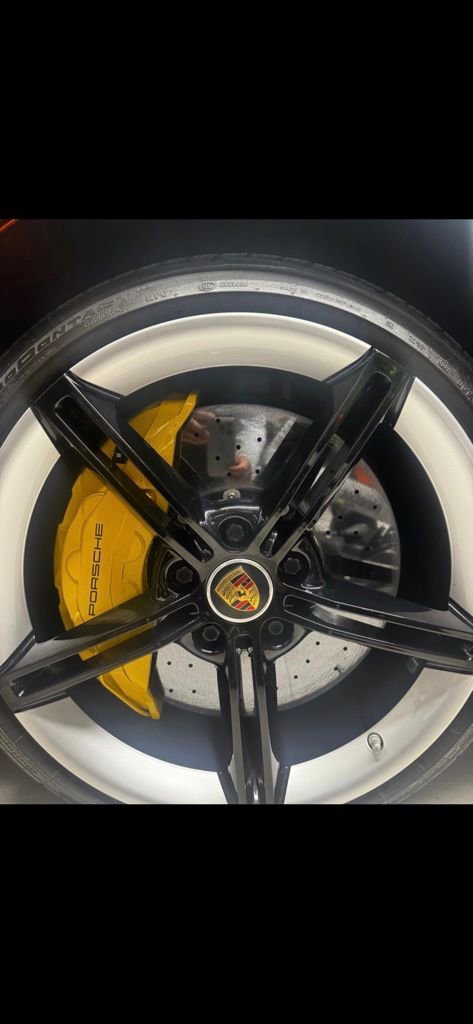 Used 2020 Porsche Taycan Turbo S image 9