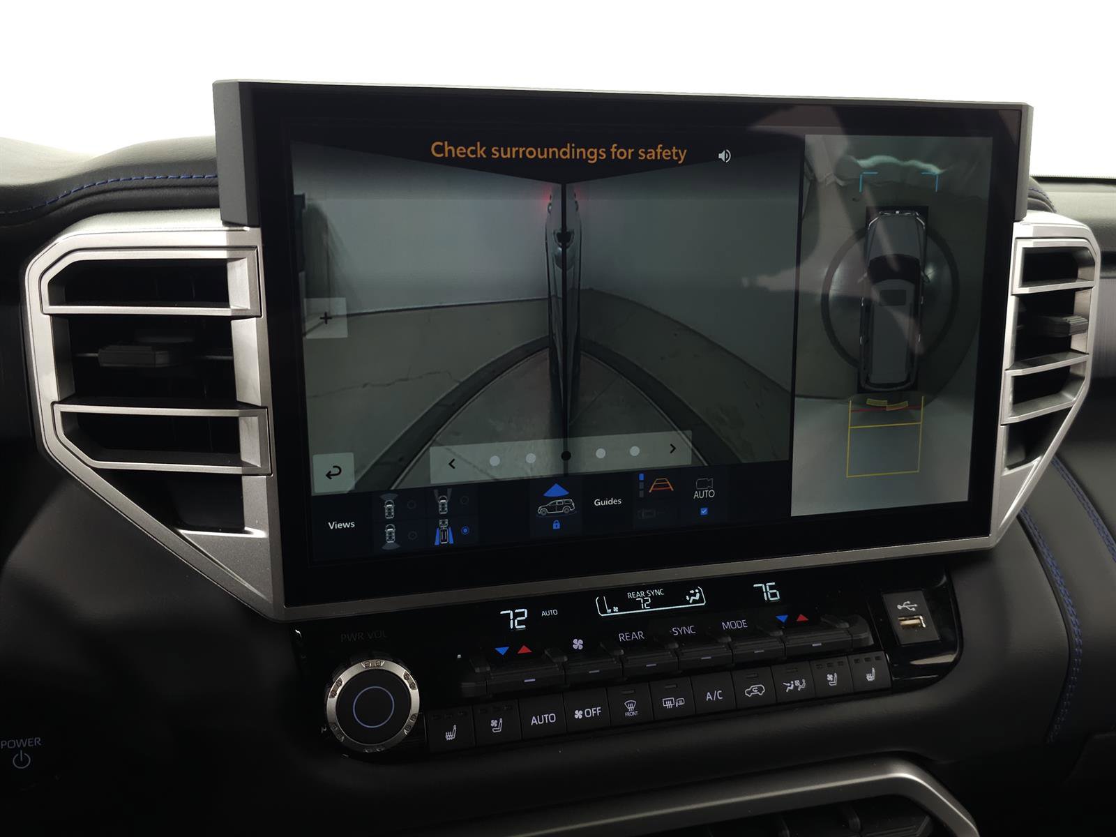 Used 2025 Toyota Sequoia Platinum image 33