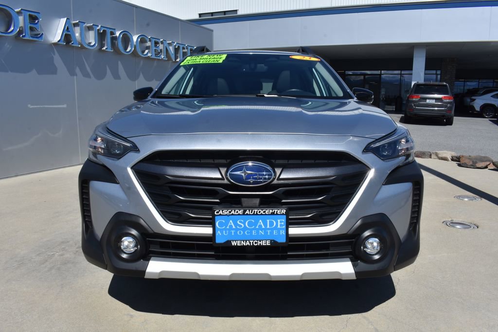 Used 2023 Subaru Outback Limited AWD/4WD image 10