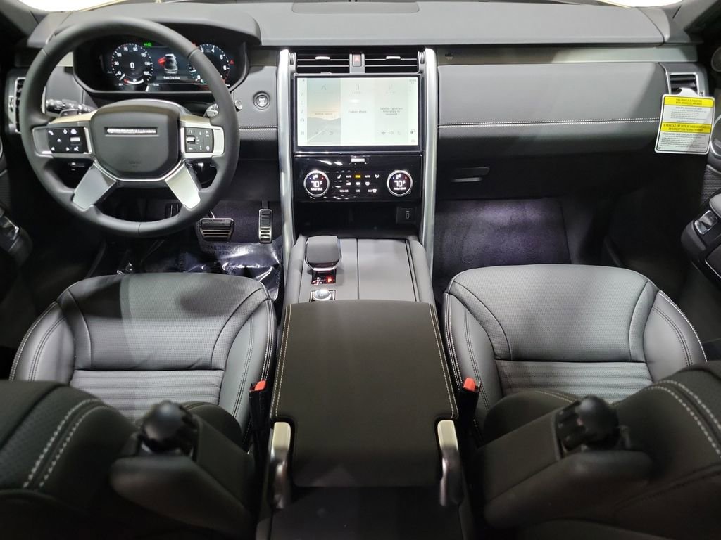 New 2026 Land Rover Discovery Dynamic SE AWD/4WD image 25