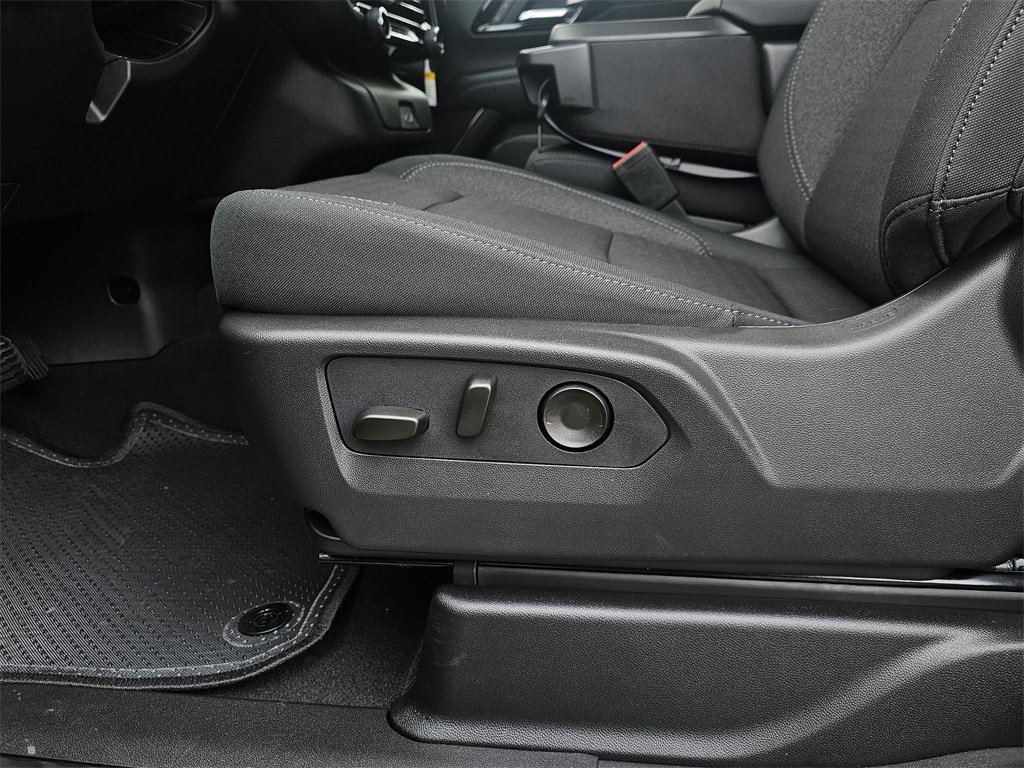 New 2026 Chevrolet Suburban LS image 26