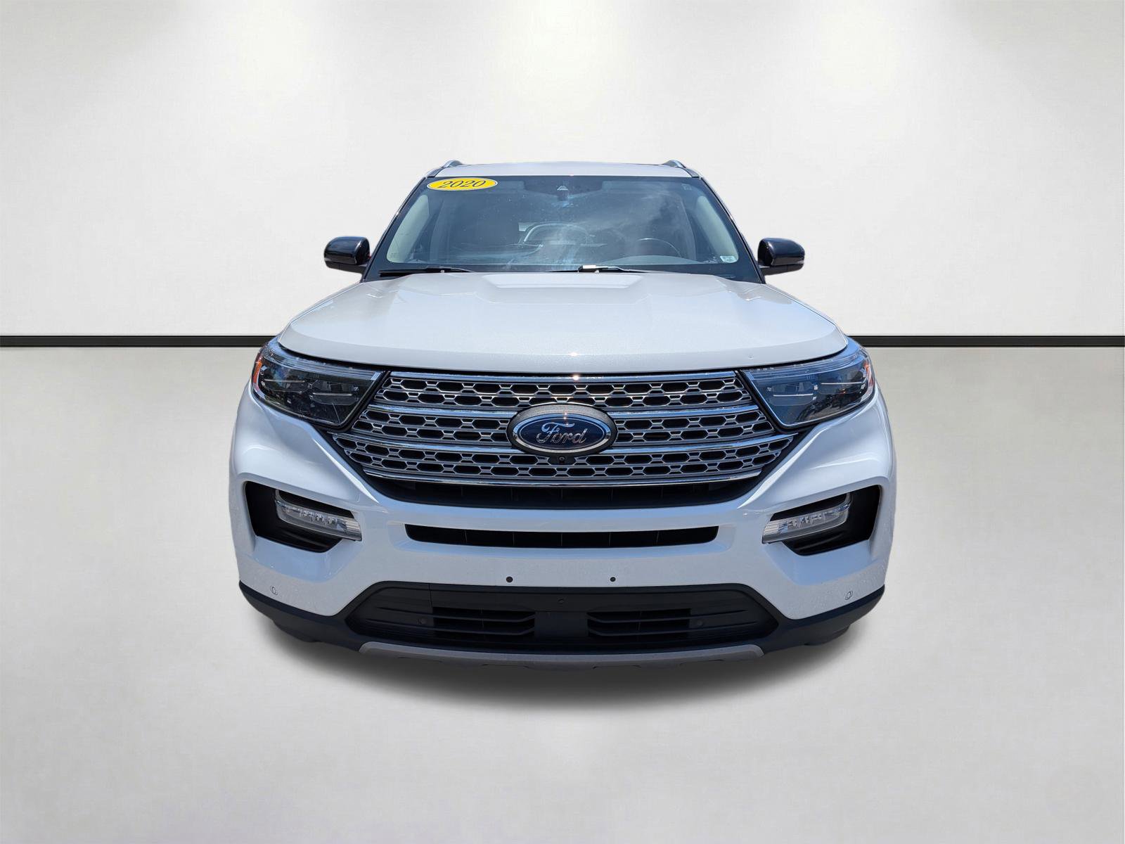 Used 2020 Ford Explorer Limited w/ Class III Trailer Tow Package image 9