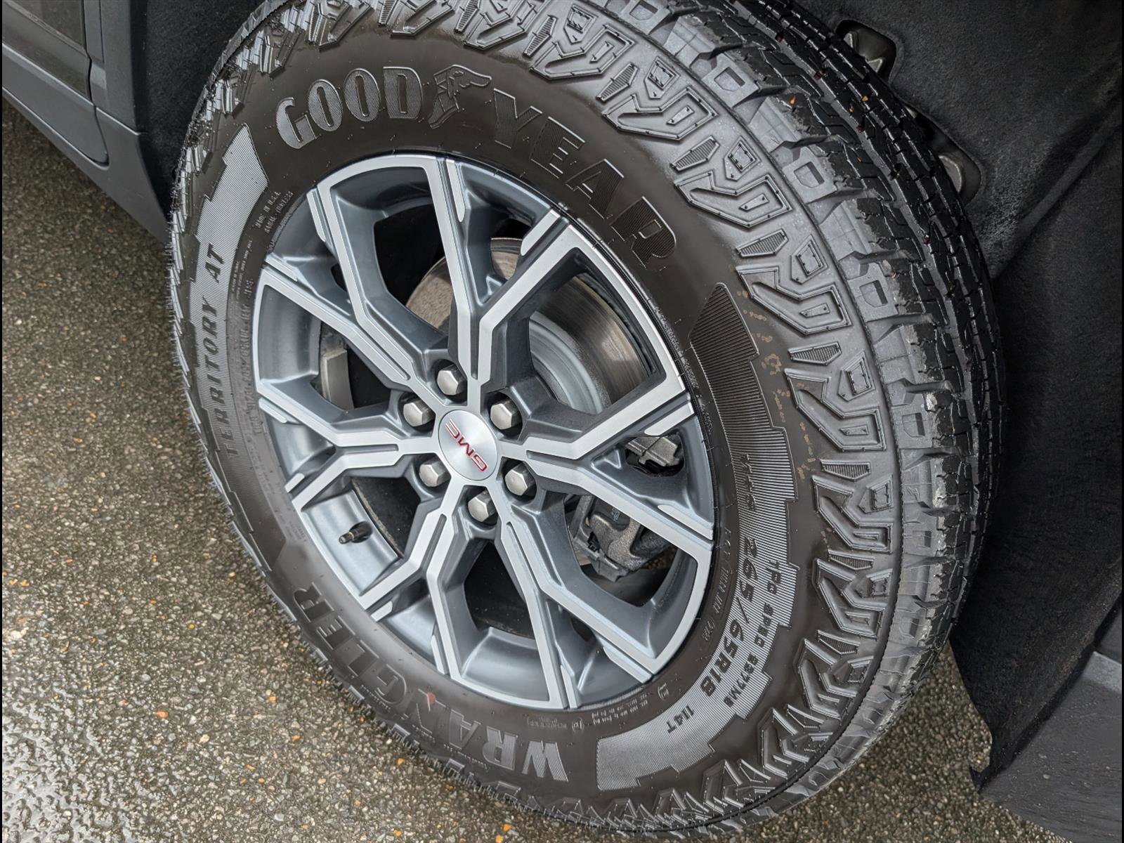 Used 2026 GMC Acadia AT4 w/ Super Cruise Package image 21