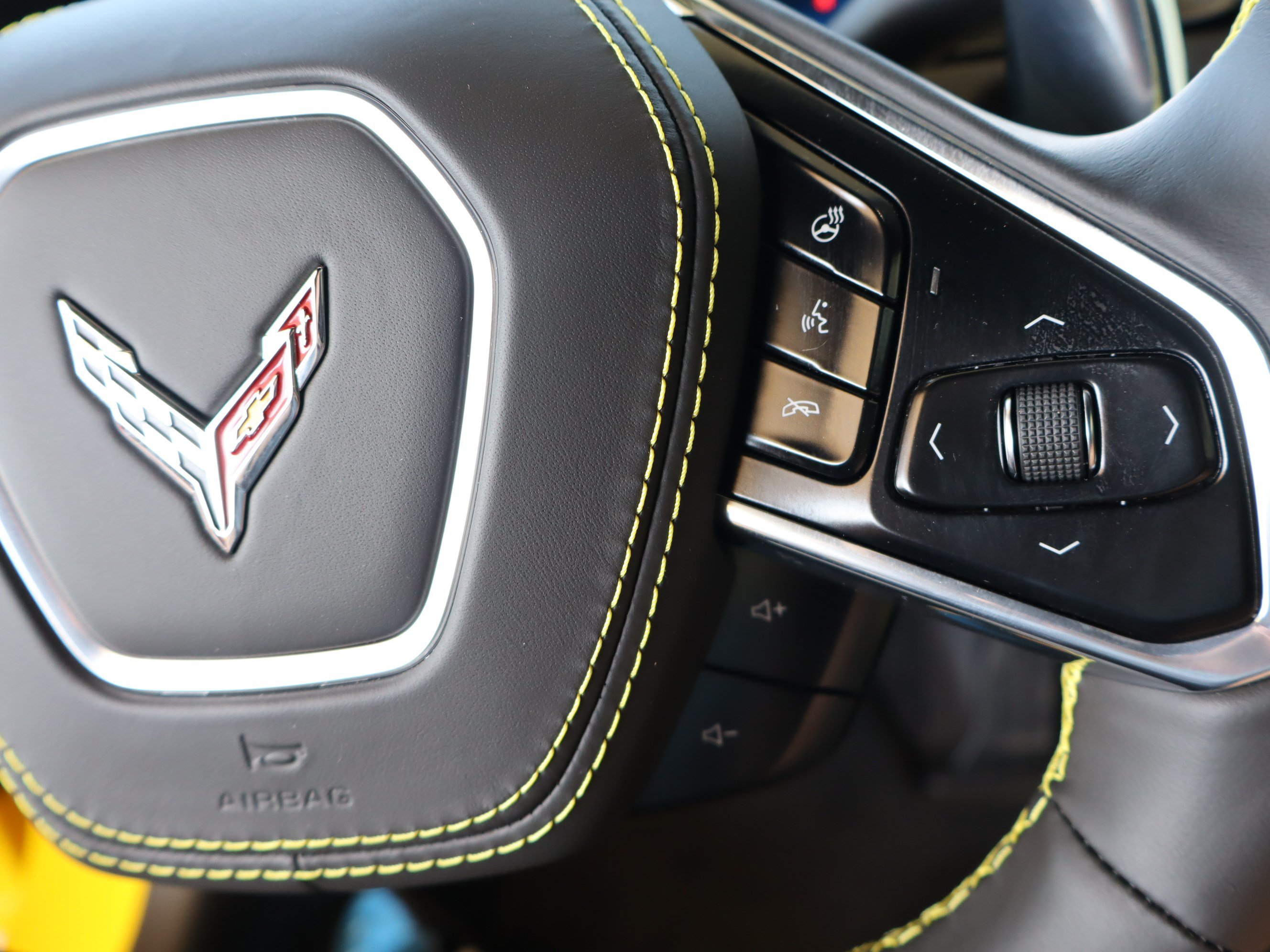 Used 2026 Chevrolet Corvette Stingray Premium Conv w/ Z51 Performance Package RWD image 19