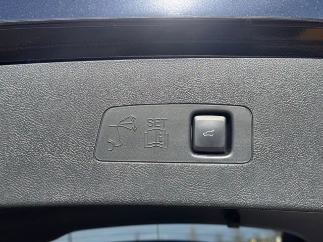 Used 2022 Lincoln Corsair Standard w/ Premium Package image 33