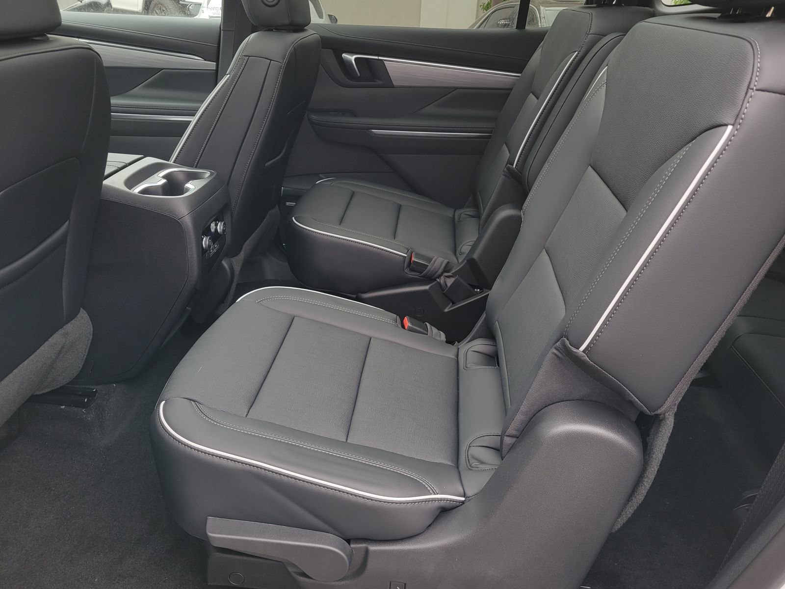 New 2026 Buick Enclave Preferred w/ Power Package AWD/4WD image 10