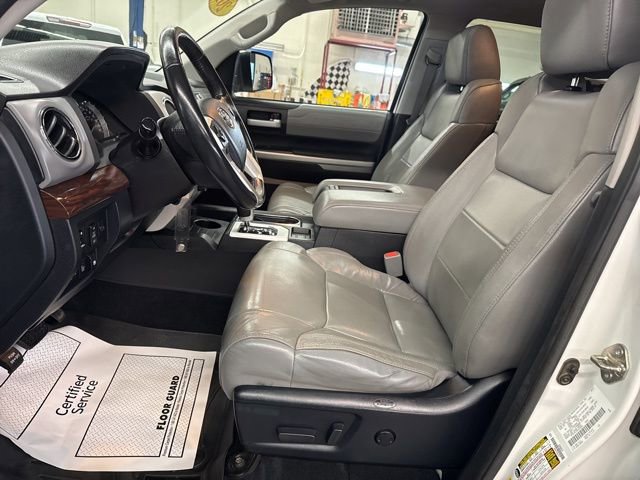 Used 2017 Toyota Tundra Limited w/ Limited Premium Package AWD/4WD image 12