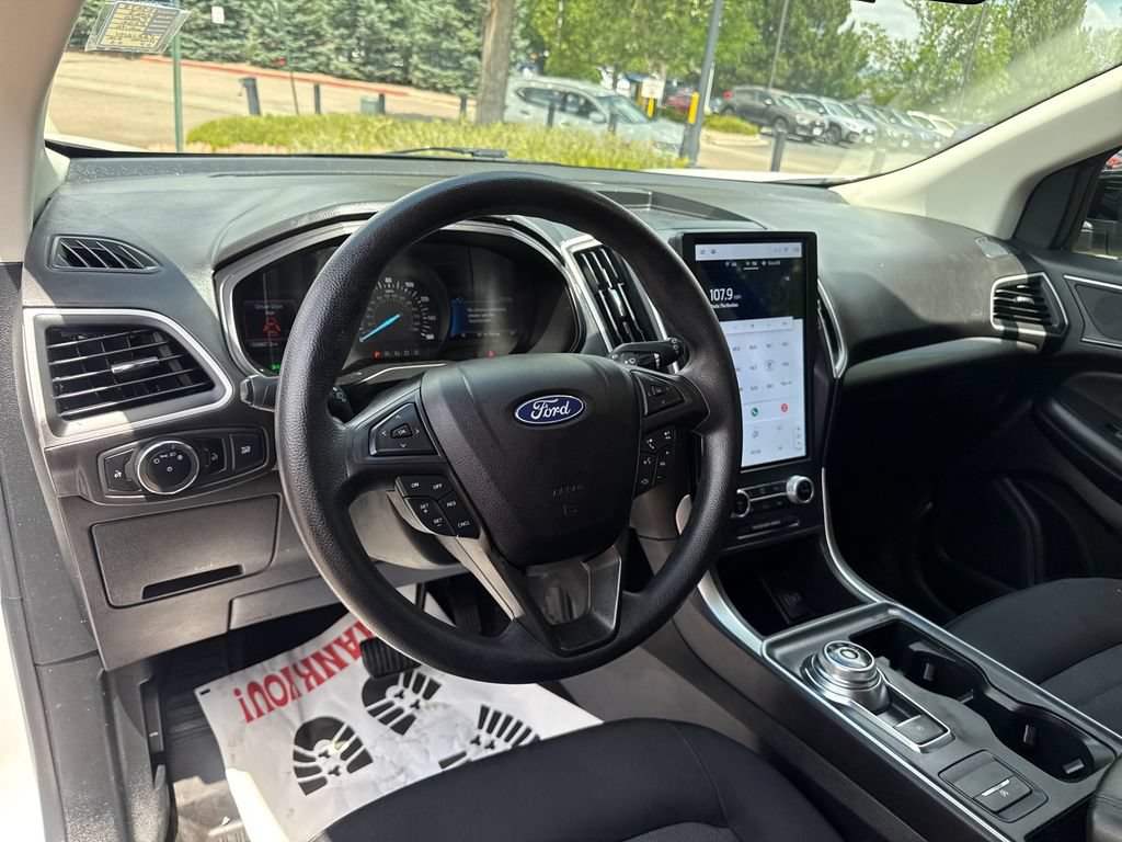 Certified 2023 Ford Edge SE w/ Black Appearance Package AWD/4WD image 15