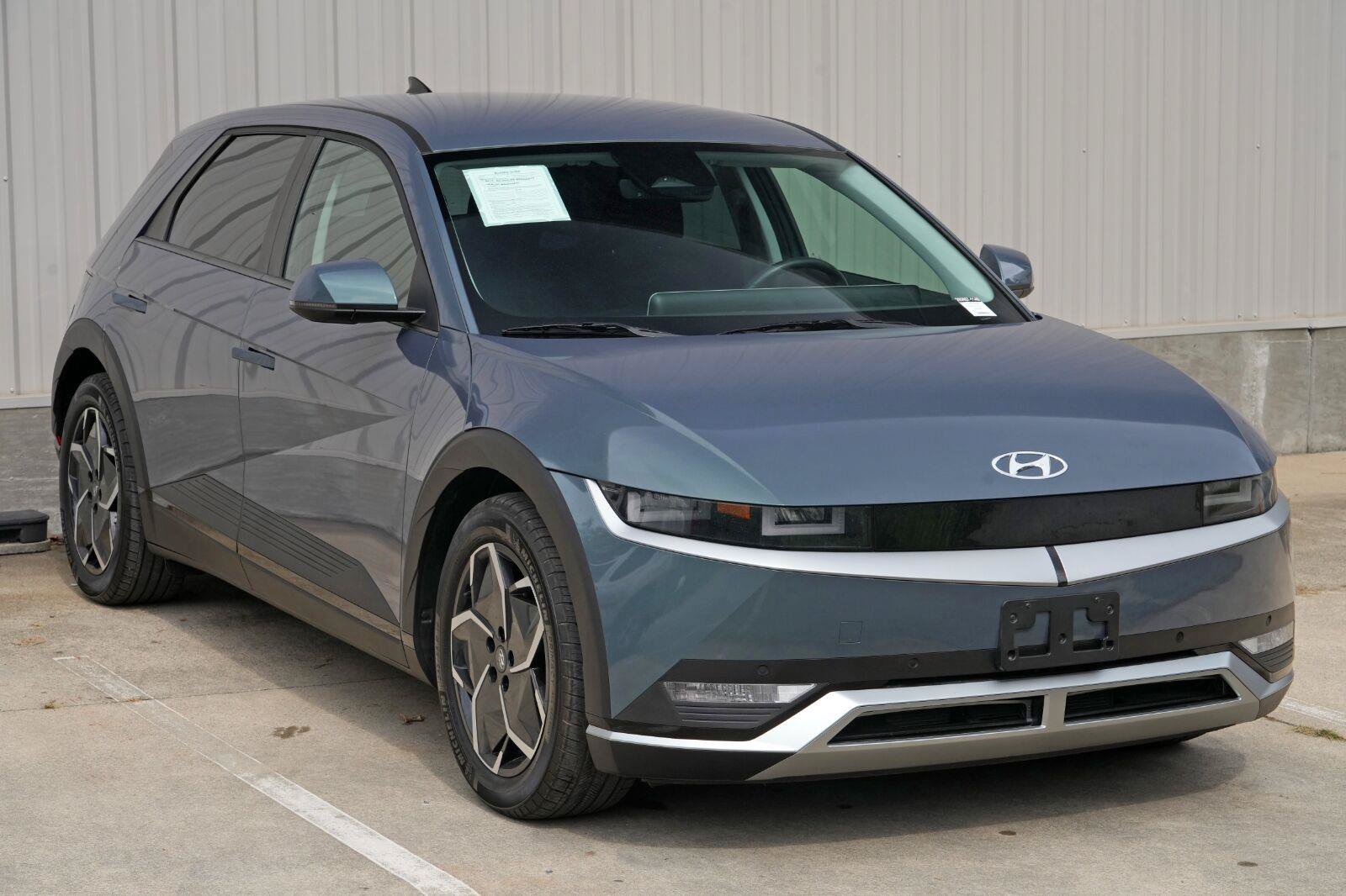 Used 2024 Hyundai Ioniq 5 SEL RWD image 51