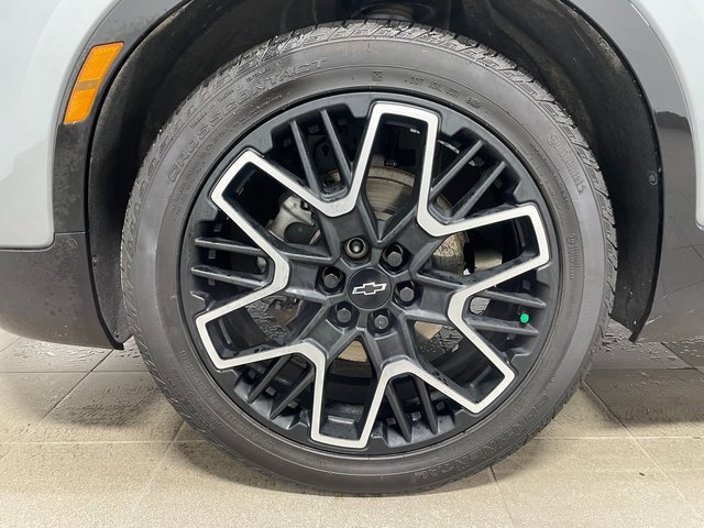 Used 2023 Chevrolet Blazer RS w/ Driver Confidence II Package image 7