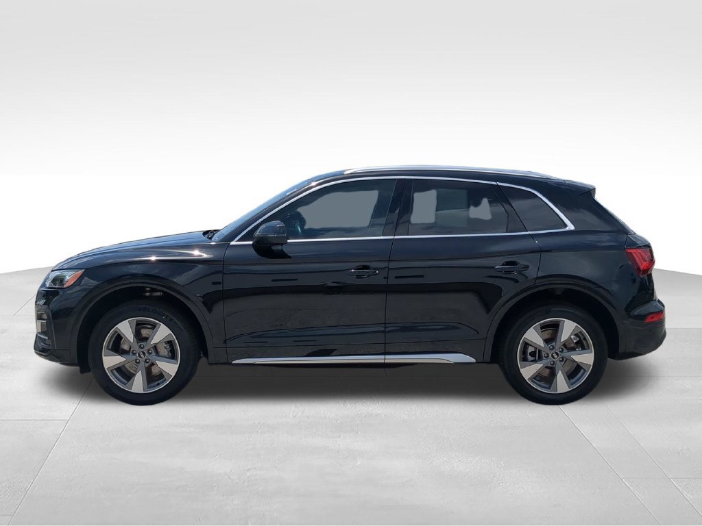 Used 2022 Audi Q5 2.0T Premium Plus w/ Premium Plus Package AWD/4WD image 6