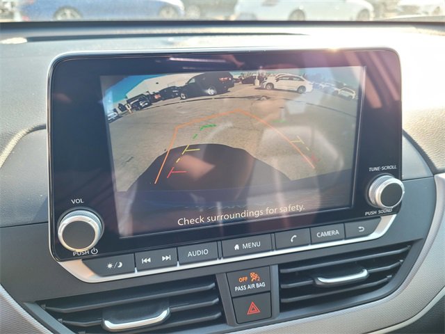 New 2025 Nissan Altima 2.5 SR image 9