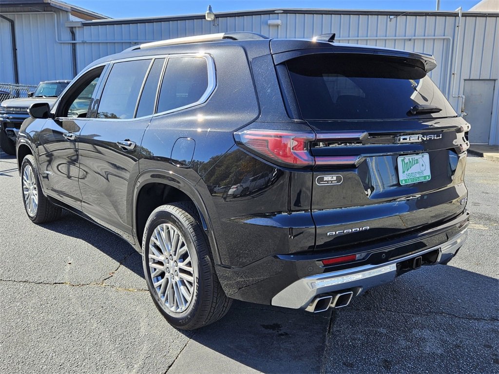 New 2025 GMC Acadia Denali image 8