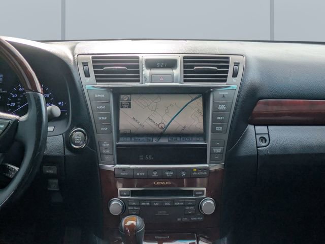 Used 2011 Lexus LS 460 L w/ Luxury Pkg image 18
