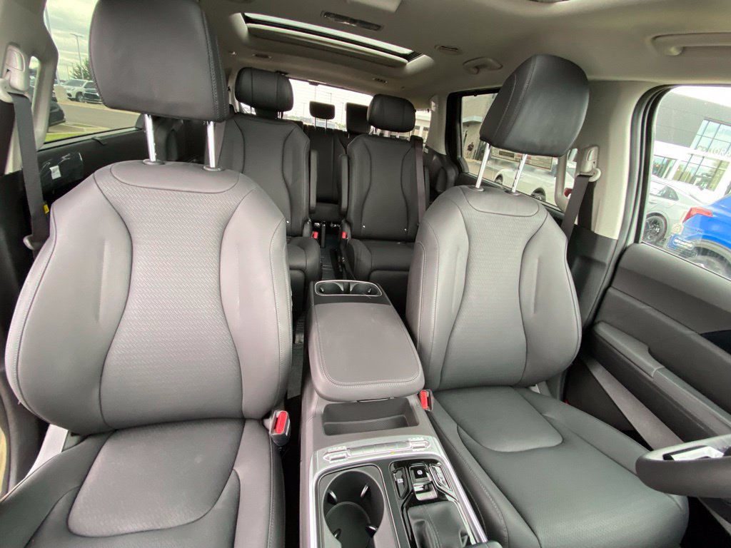 New 2026 Kia Carnival SX Prestige FWD image 31