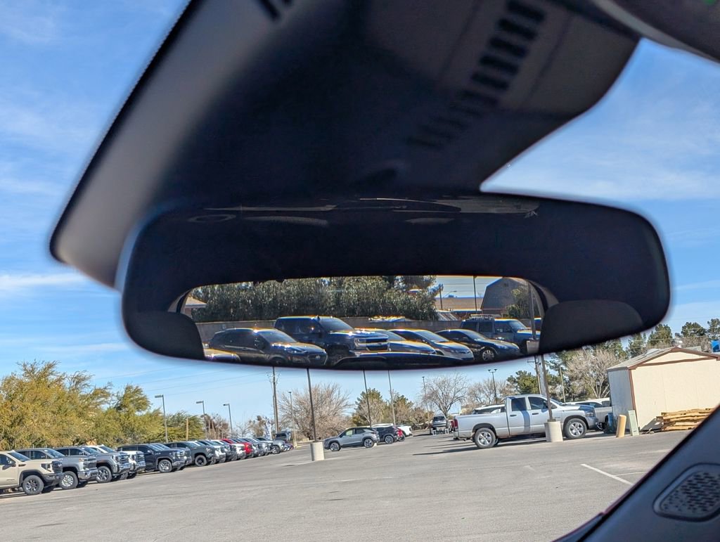 Used 2025 GMC Acadia Elevation image 20