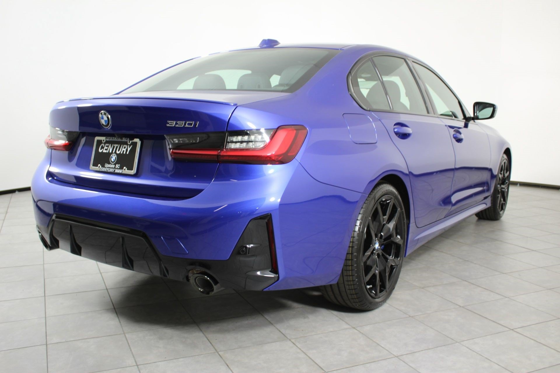 New 2026 BMW 330i Sedan w/ M Sport Package RWD image 9