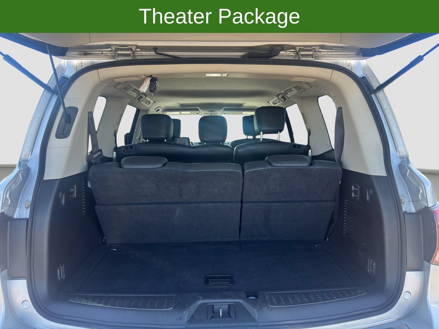 Used 2016 INFINITI QX80 4WD w/ Driver's Assistance Package image 19