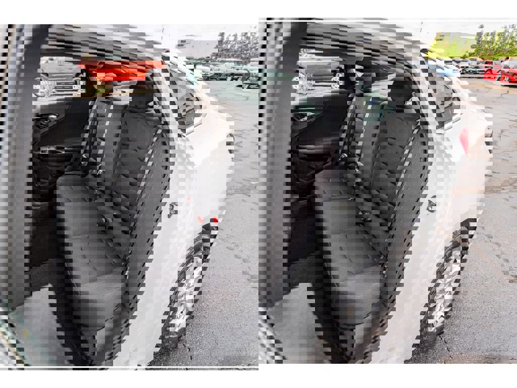 Used 2020 Chevrolet Malibu LS image 22