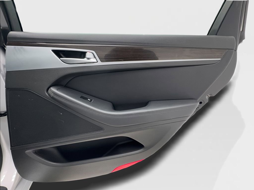 Used 2018 Genesis G80 3.8 image 28