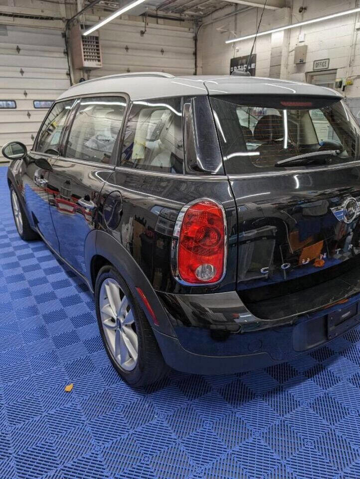 Used 2013 MINI Cooper Countryman FWD image 14