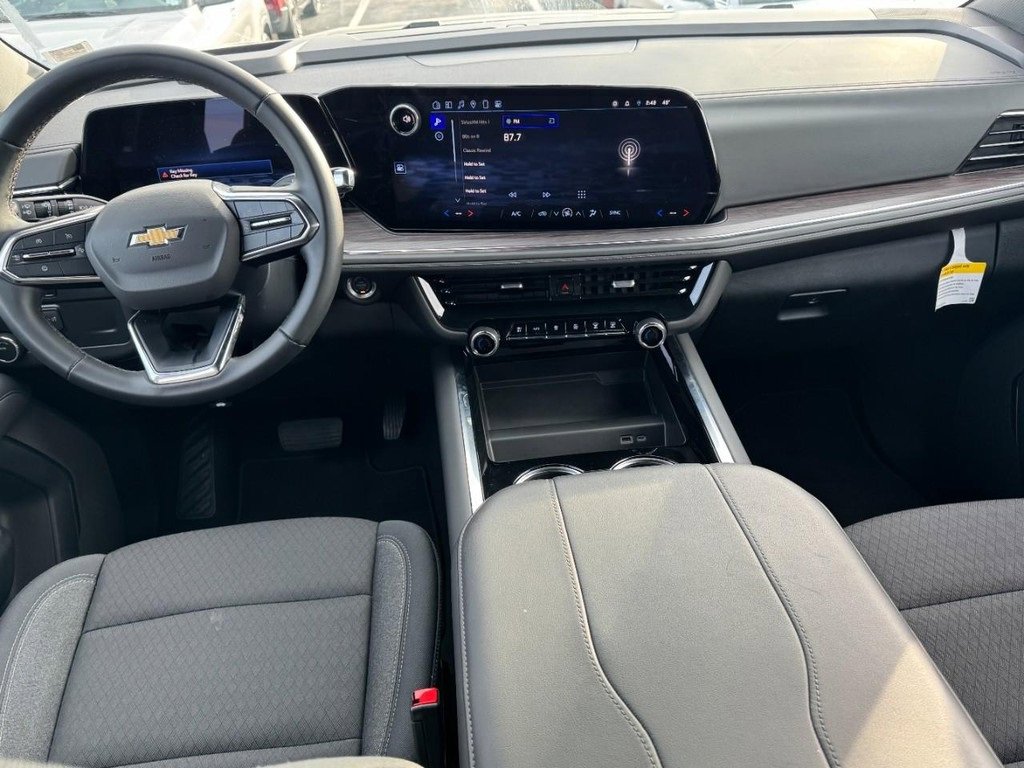 Used 2025 Chevrolet Tahoe LS image 12