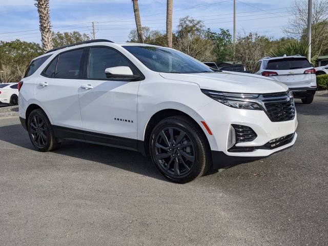 Certified 2022 Chevrolet Equinox RS w/ RS Leather Package image 2