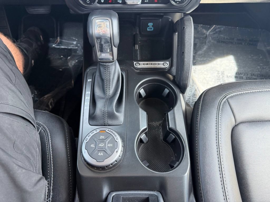 Used 2025 Ford Bronco Badlands AWD/4WD image 21