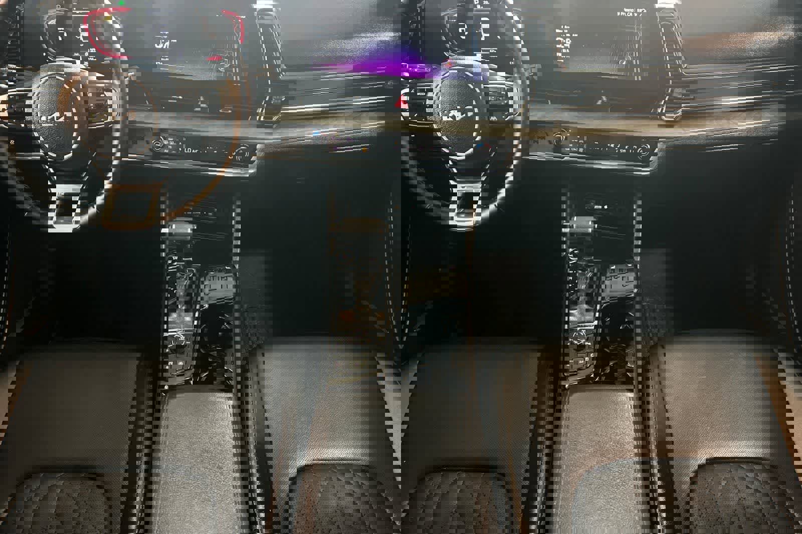 Used 2024 Kia Sportage X-Line w/ X-Line Premium Package image 4