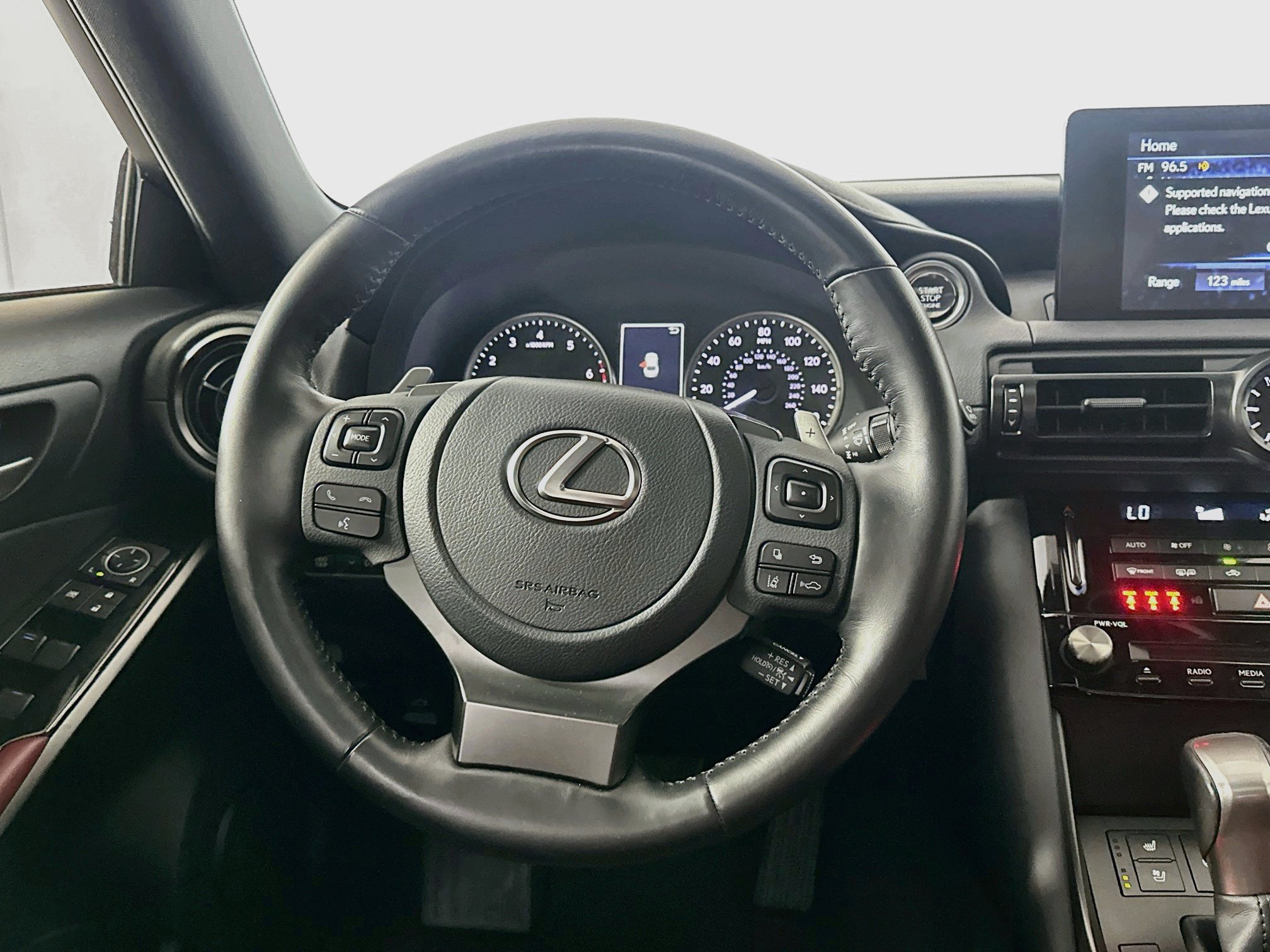 Used 2023 Lexus IS 300 w/ Comfort Package RWD image 18