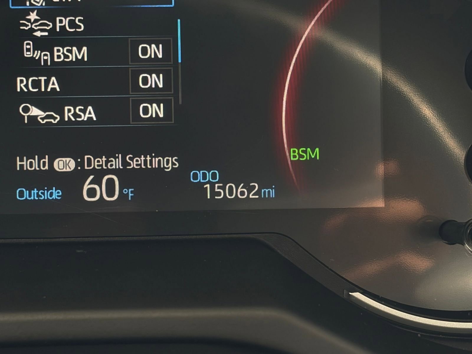 Used 2025 Toyota RAV4 XLE image 40