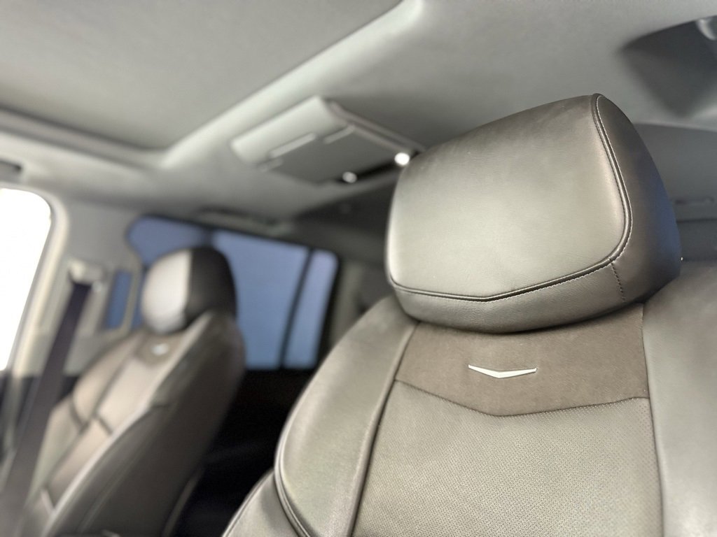 Used 2016 Cadillac Escalade ESV Premium image 23