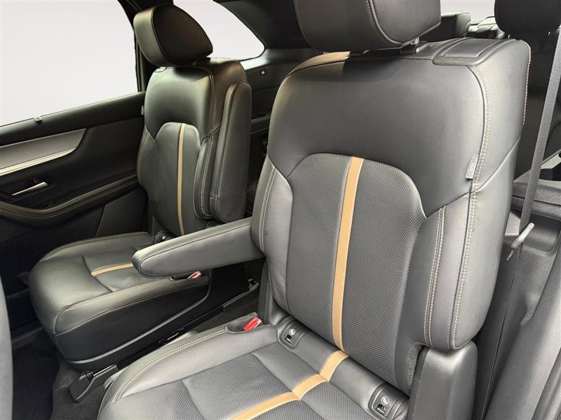 Used 2024 MAZDA CX-90 Plug-In Hybrid w/ Premium Plus image 14