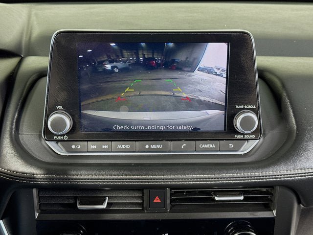 Certified 2024 Nissan Rogue SV AWD/4WD image 11