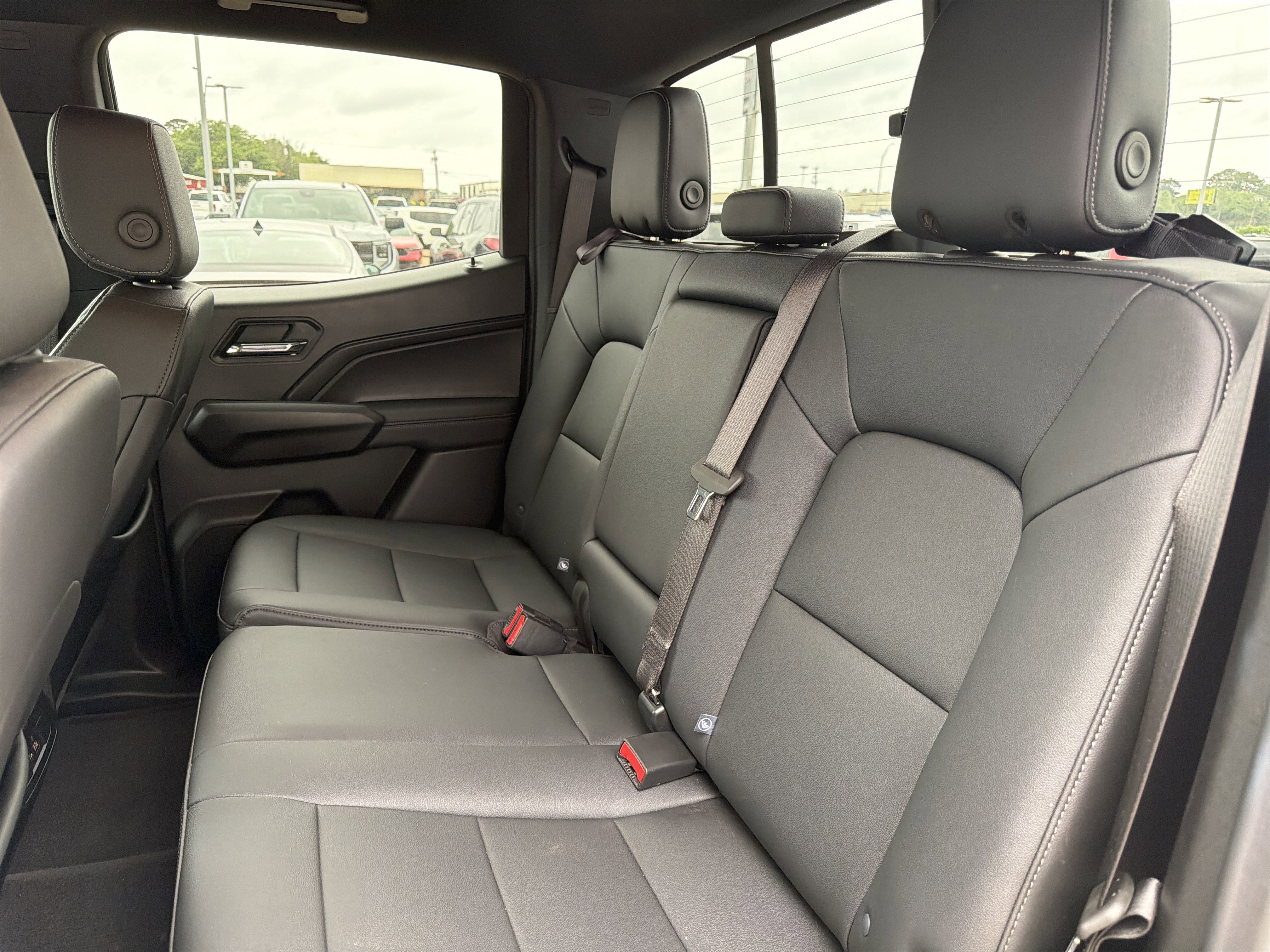 Used 2026 GMC Canyon Elevation w/ Convenience Package RWD image 6