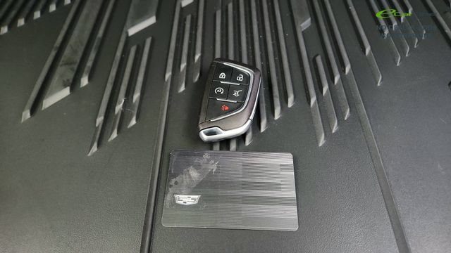 Used 2025 Cadillac Lyriq Luxury w/ LPO, Floor Liner Package RWD image 60