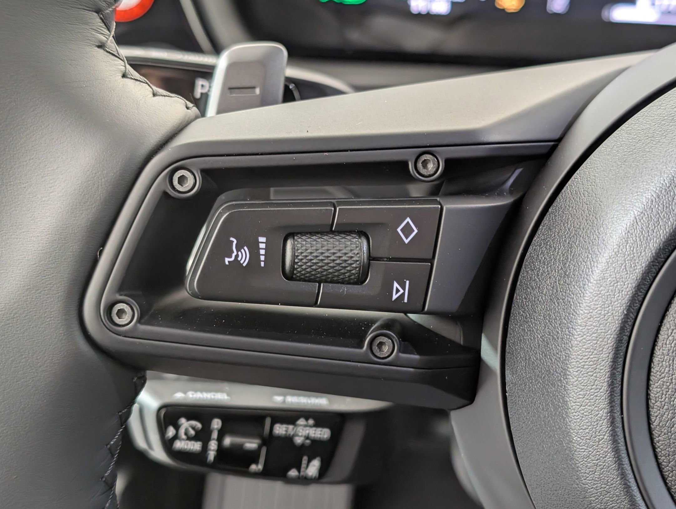 New 2026 Porsche Cayenne image 22