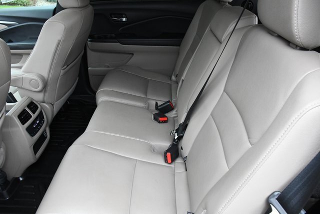 Used 2021 Honda Pilot EX-L image 10