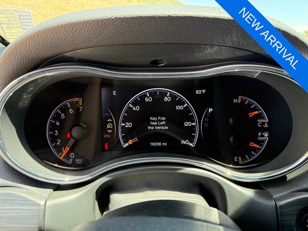 Used 2020 Jeep Grand Cherokee Altitude AWD/4WD image 17