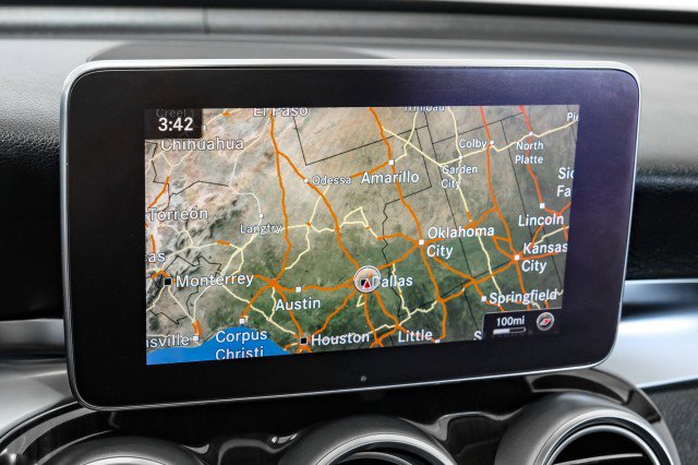 Used 2017 Mercedes-Benz GLC 300 4MATIC Coupe image 20