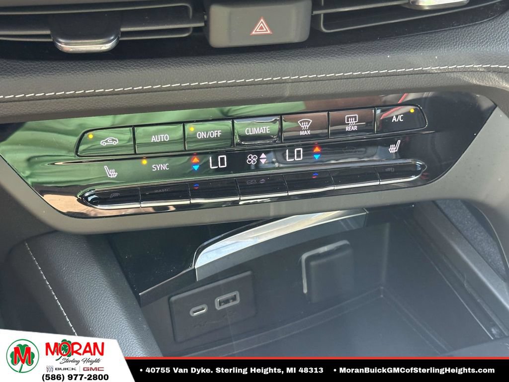 Certified 2023 Buick Envision Essence w/ Sport Touring Package AWD/4WD image 29